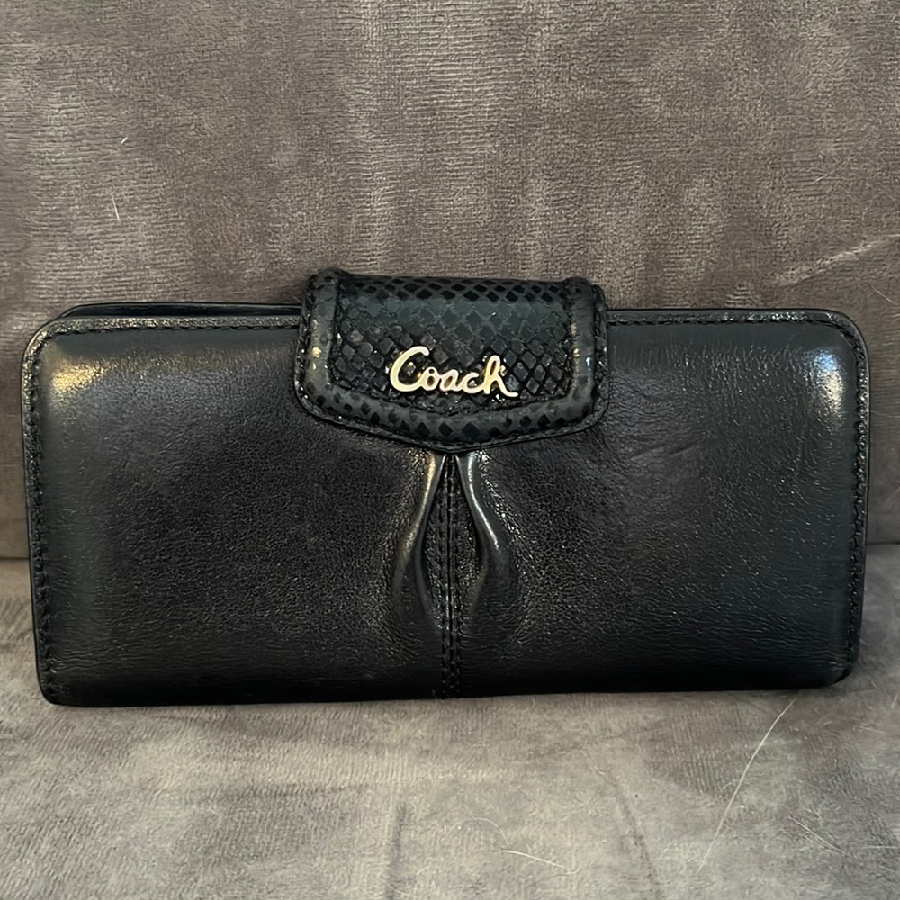 Used Black Coach Leather Bi-fold Wallet